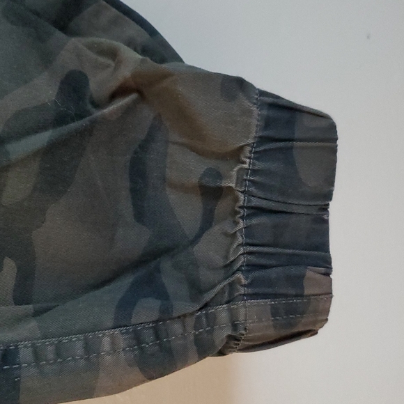 Free Planet Camouflage Jogger Sz S - Picture 8 of 10